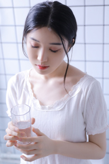 粗长灌满H双龙H古代双性(夏季而写)